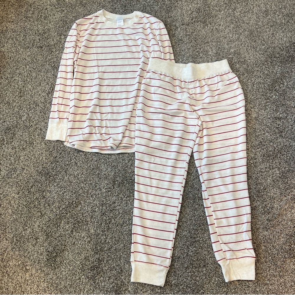 Stars Above Women’s Long Sleeve Pants Pajama Set Red White Stripe Large